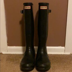 Hunter Black Tall Rainboots